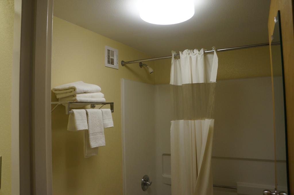Clarksville Inn Habitación foto